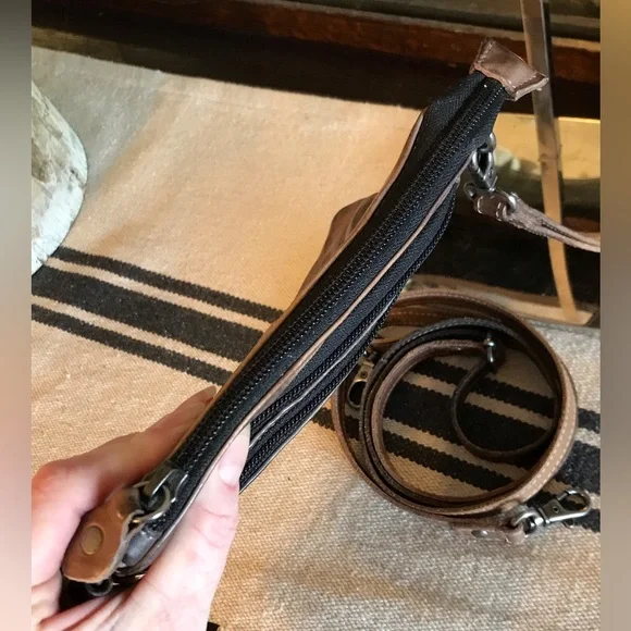 NWT Bed Stu Leather Viana Crossbody Belt Bag Wristlet Tonic Breeze MSRP $180 - Picture 11 of 14